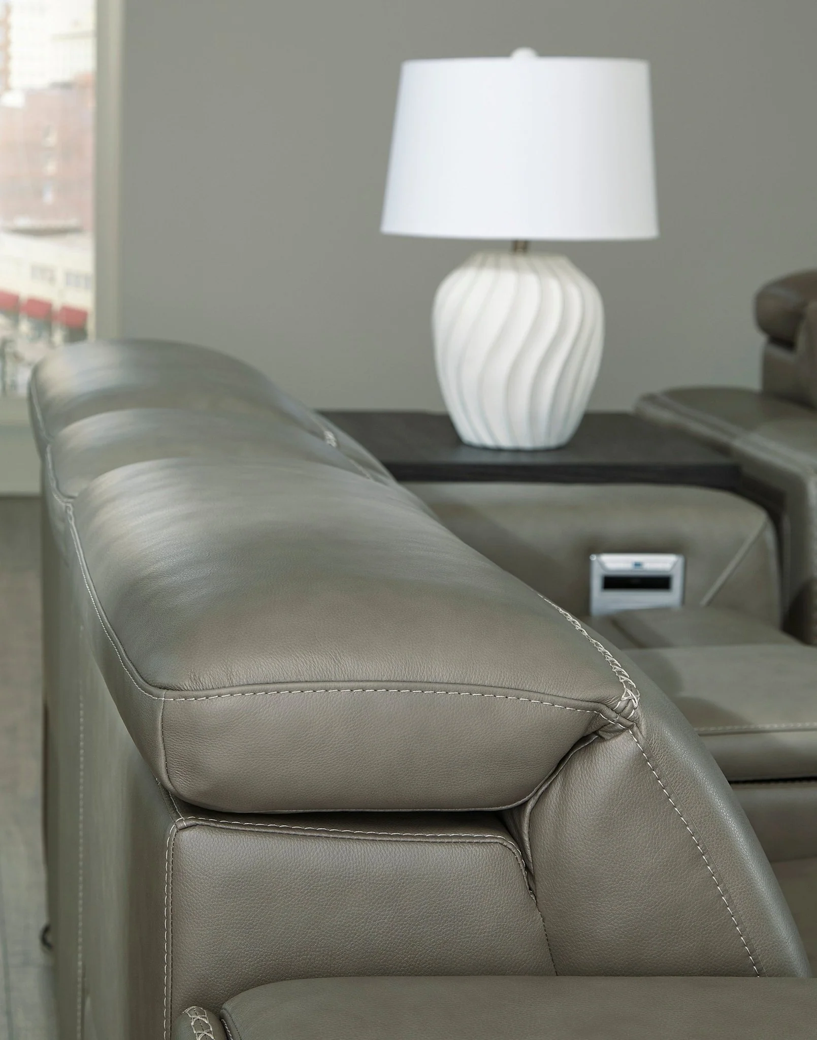 Cori 6 Piece Leather Reclining Sectional - Image 6