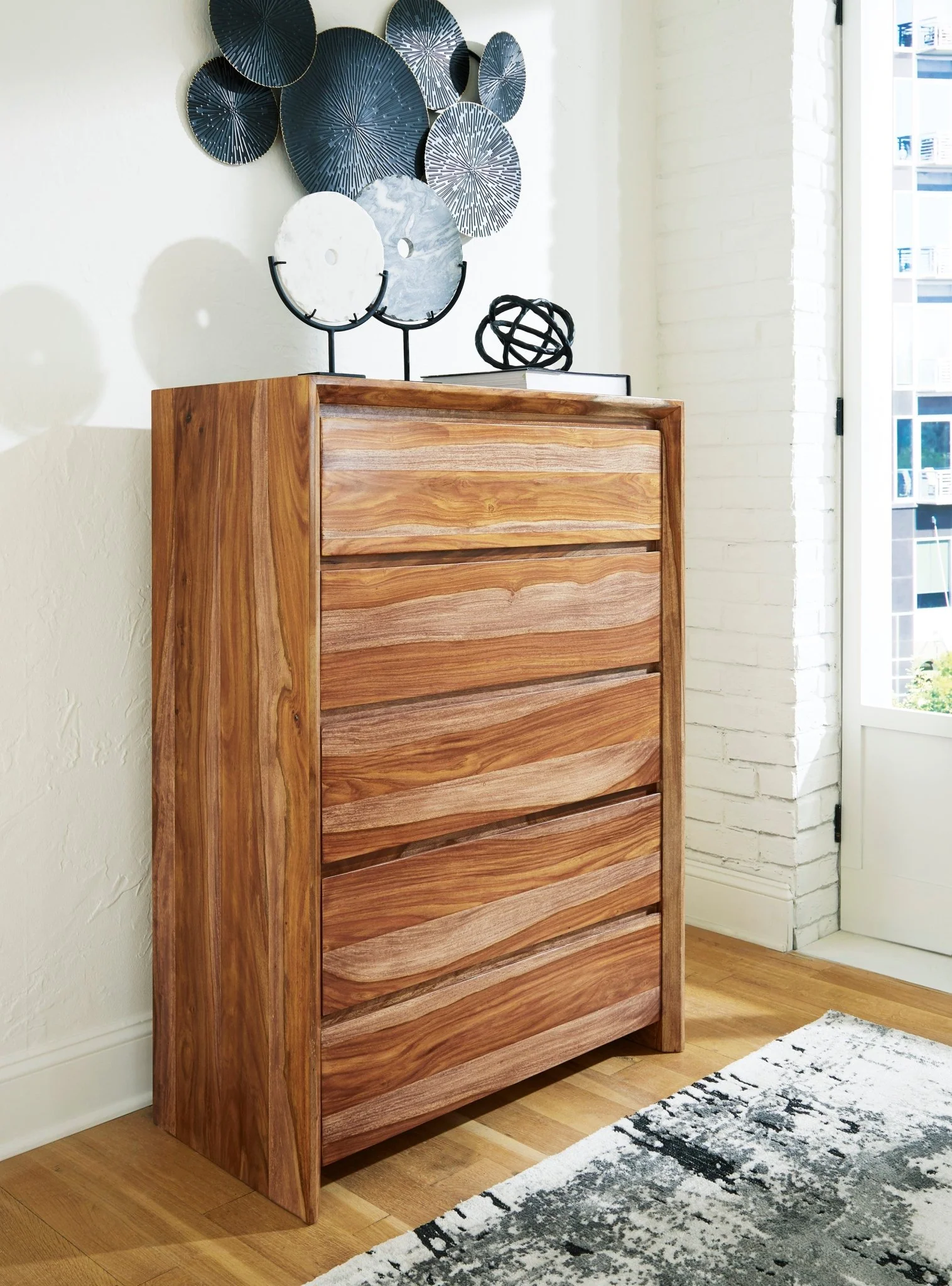 Dahlia 5 Drawer Chest of Drawers - Image 7