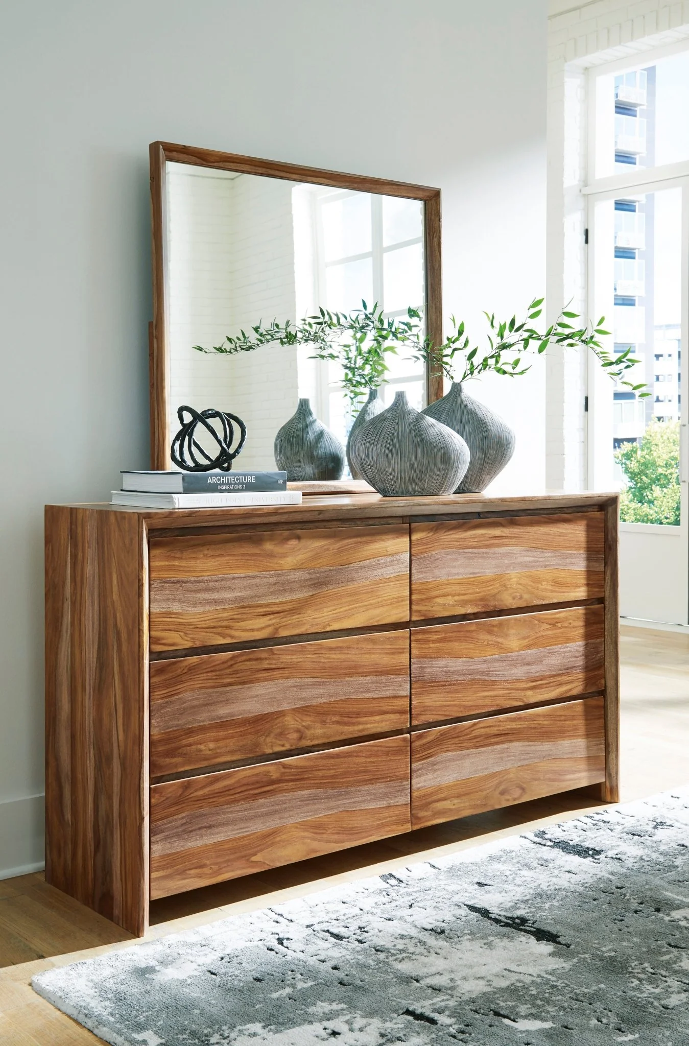 Dahlia Dresser and Mirror - Image 2