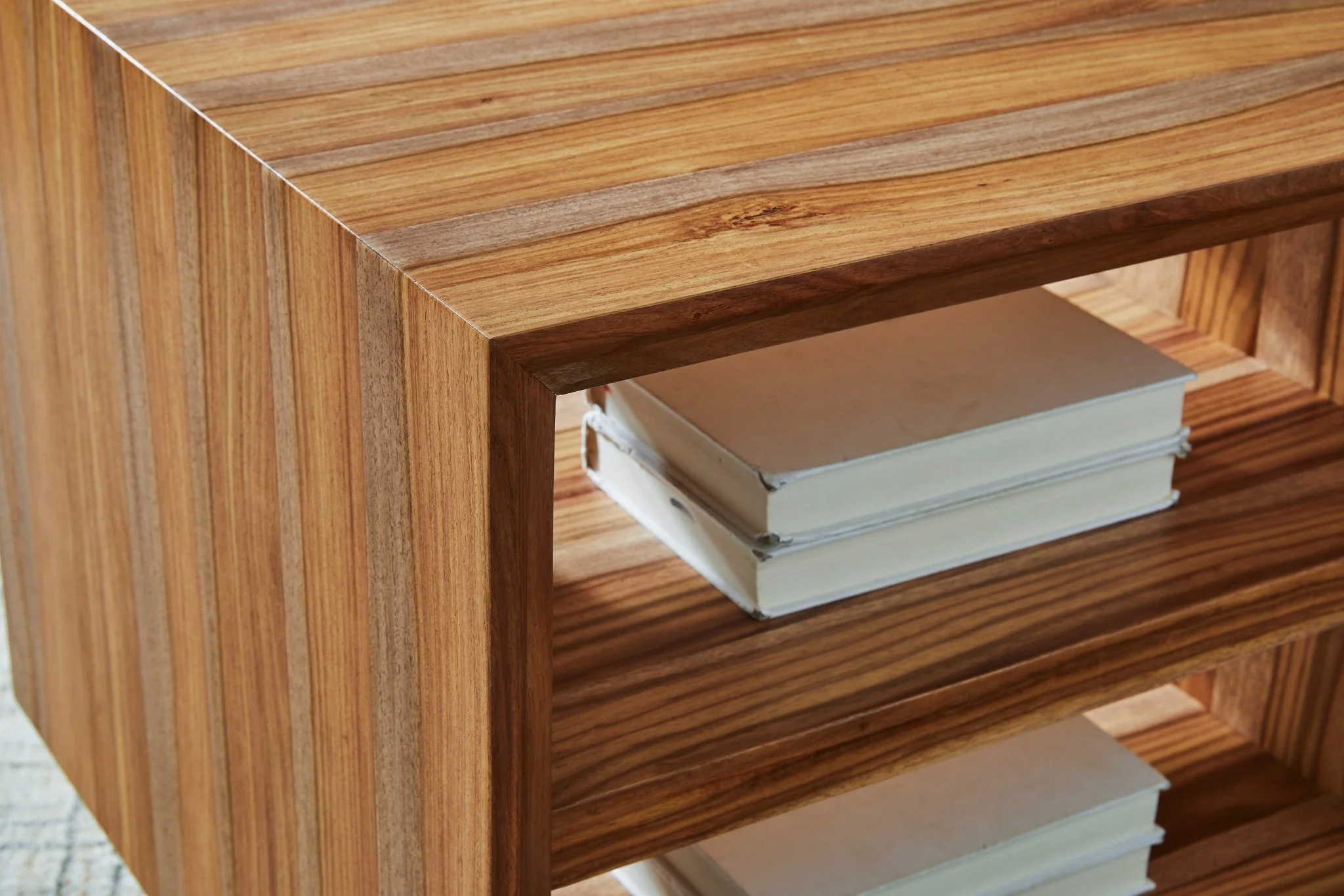 Dahlia Square End Table - Image 3