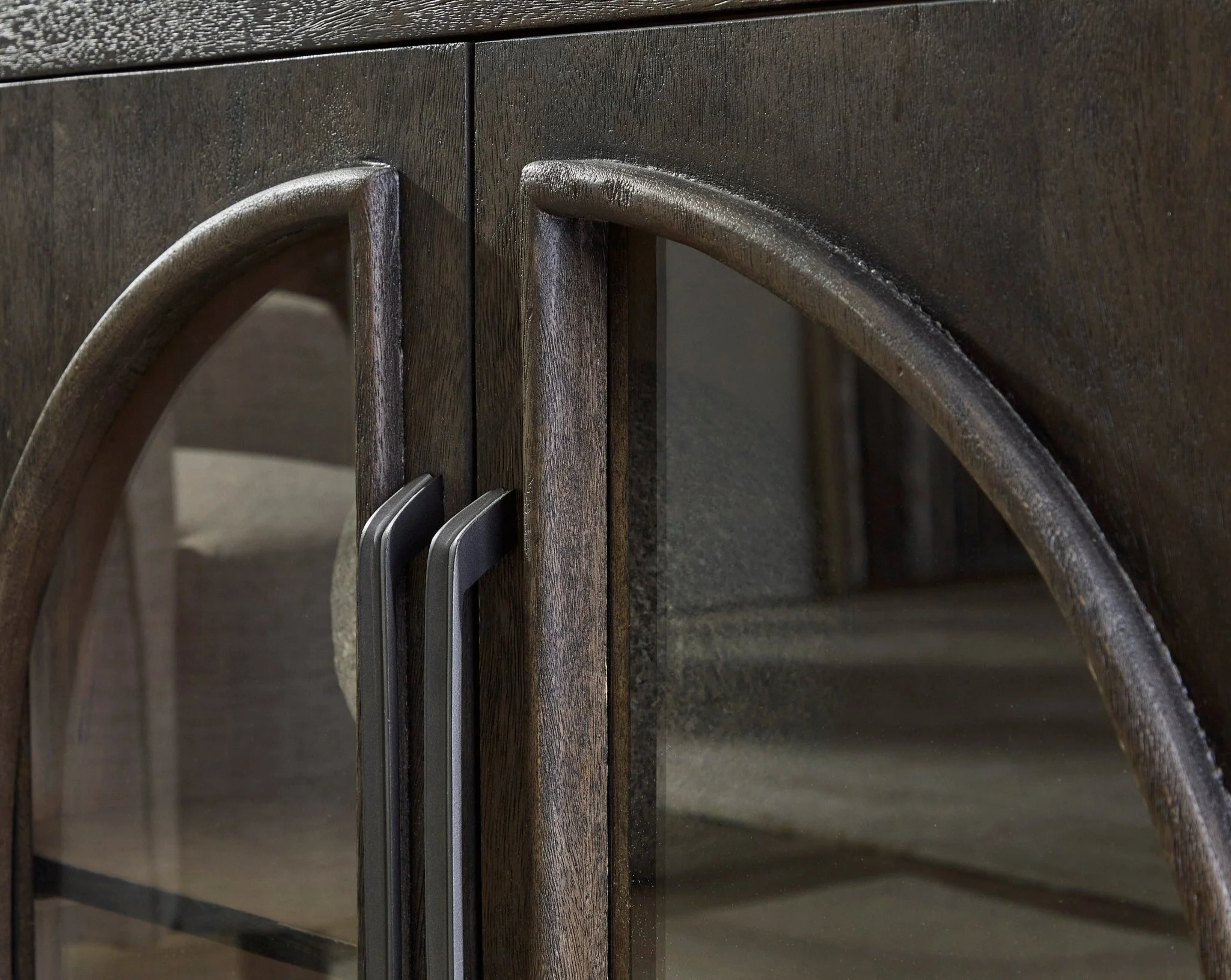 Drea Cabinet - Image 4