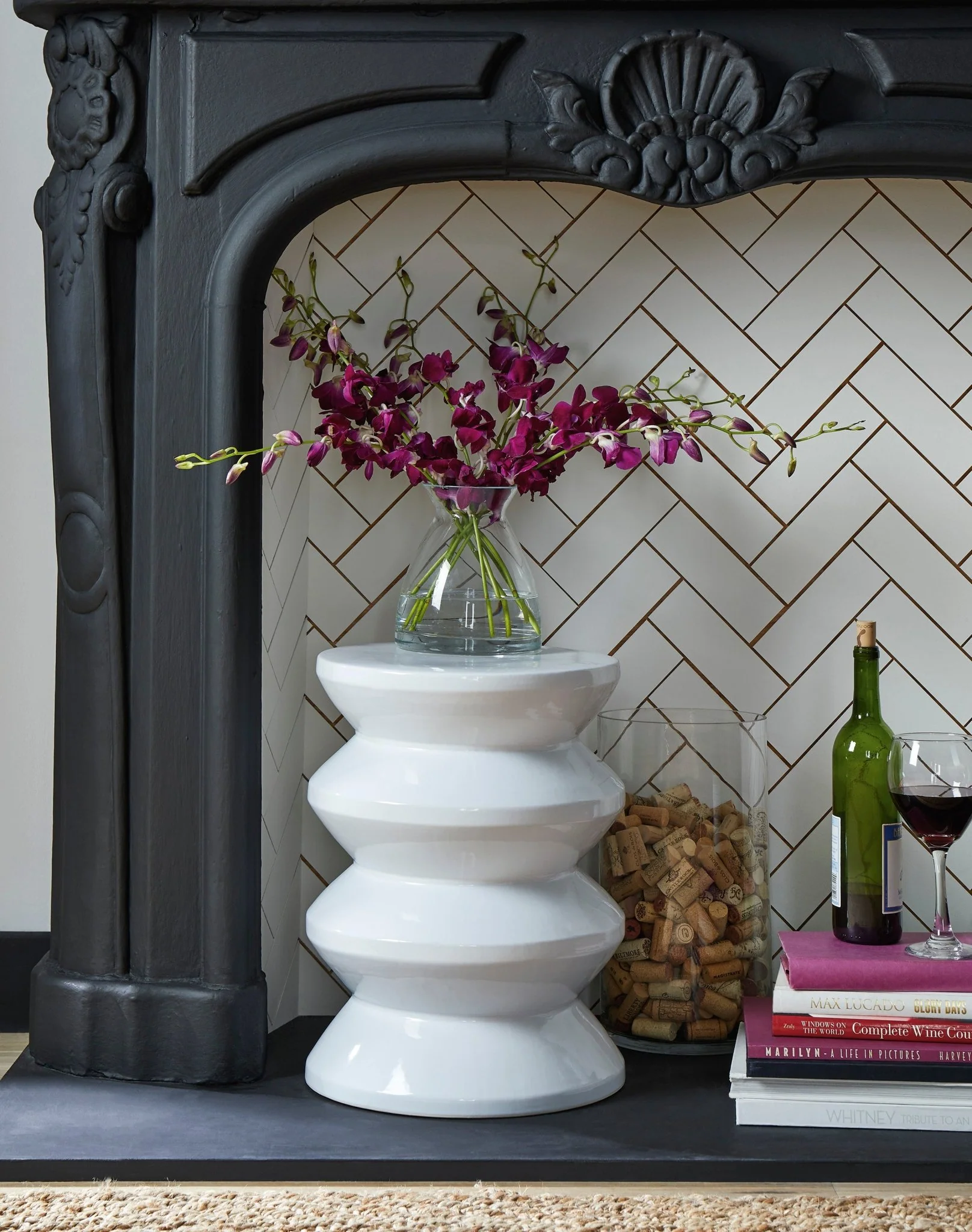 Lily Accent Table White - Image 3