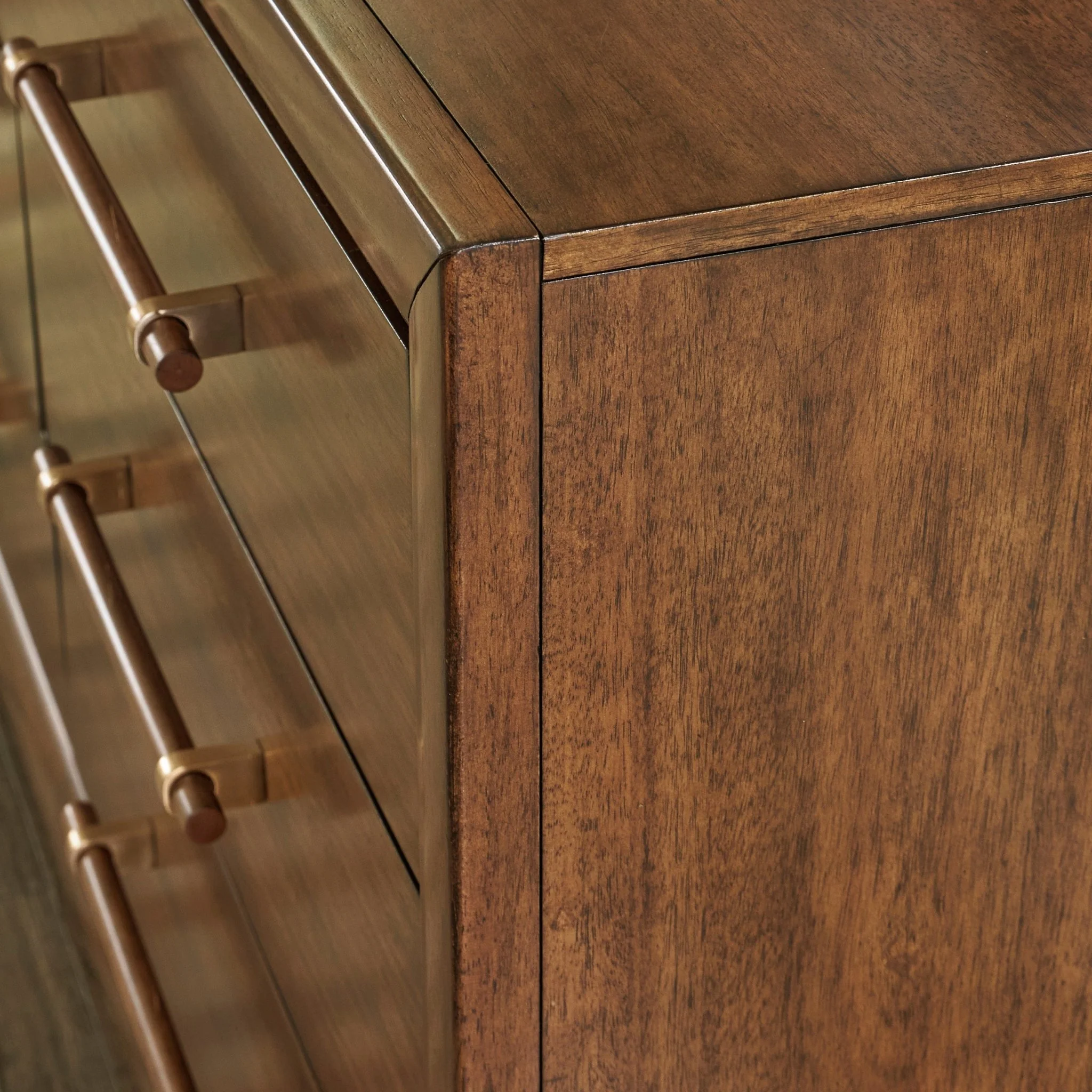 Lynn Dresser - Image 3