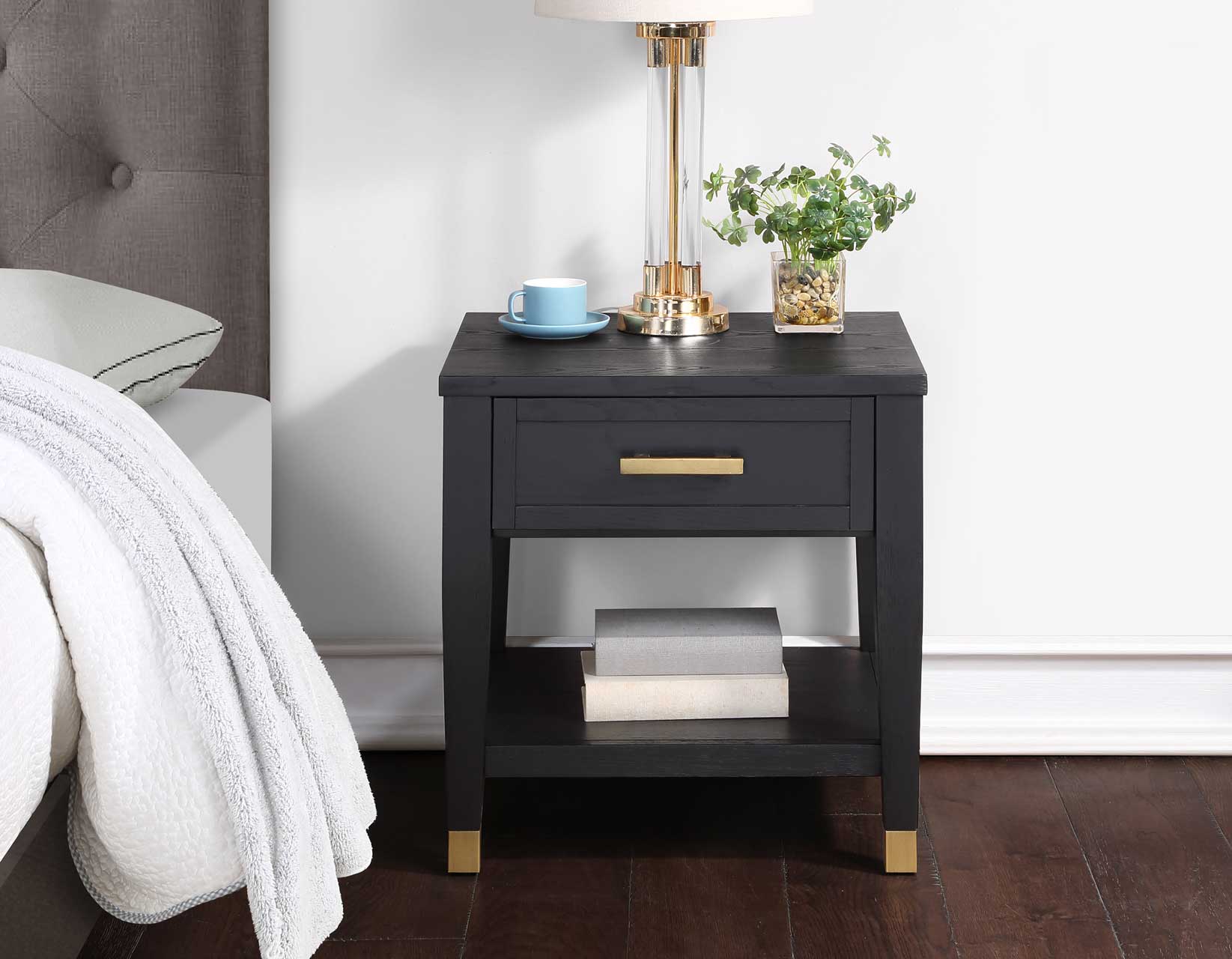Yvette End Table - Image 4